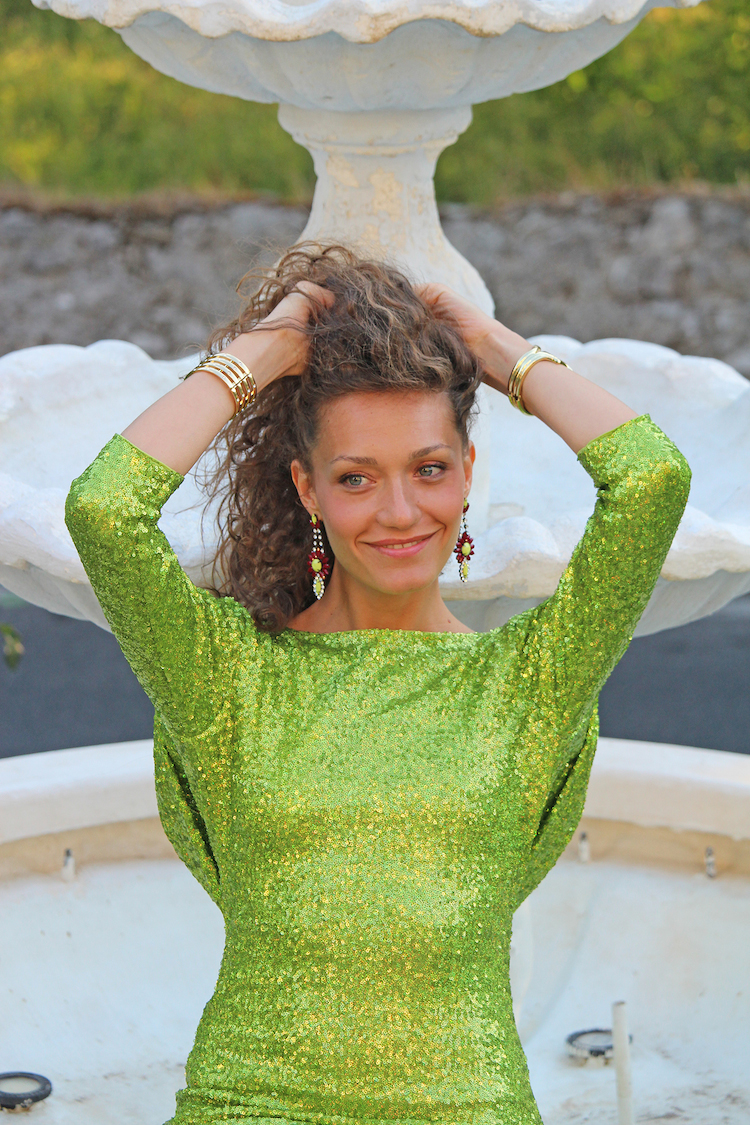 Chiara Angiolino outfit verde intervista